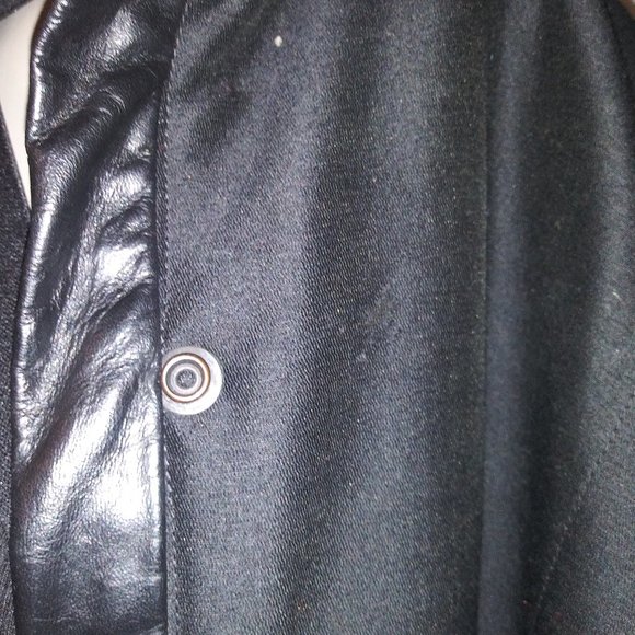 Reversible African Print and Black Coat. ONE SIZE - Picture 6 of 8